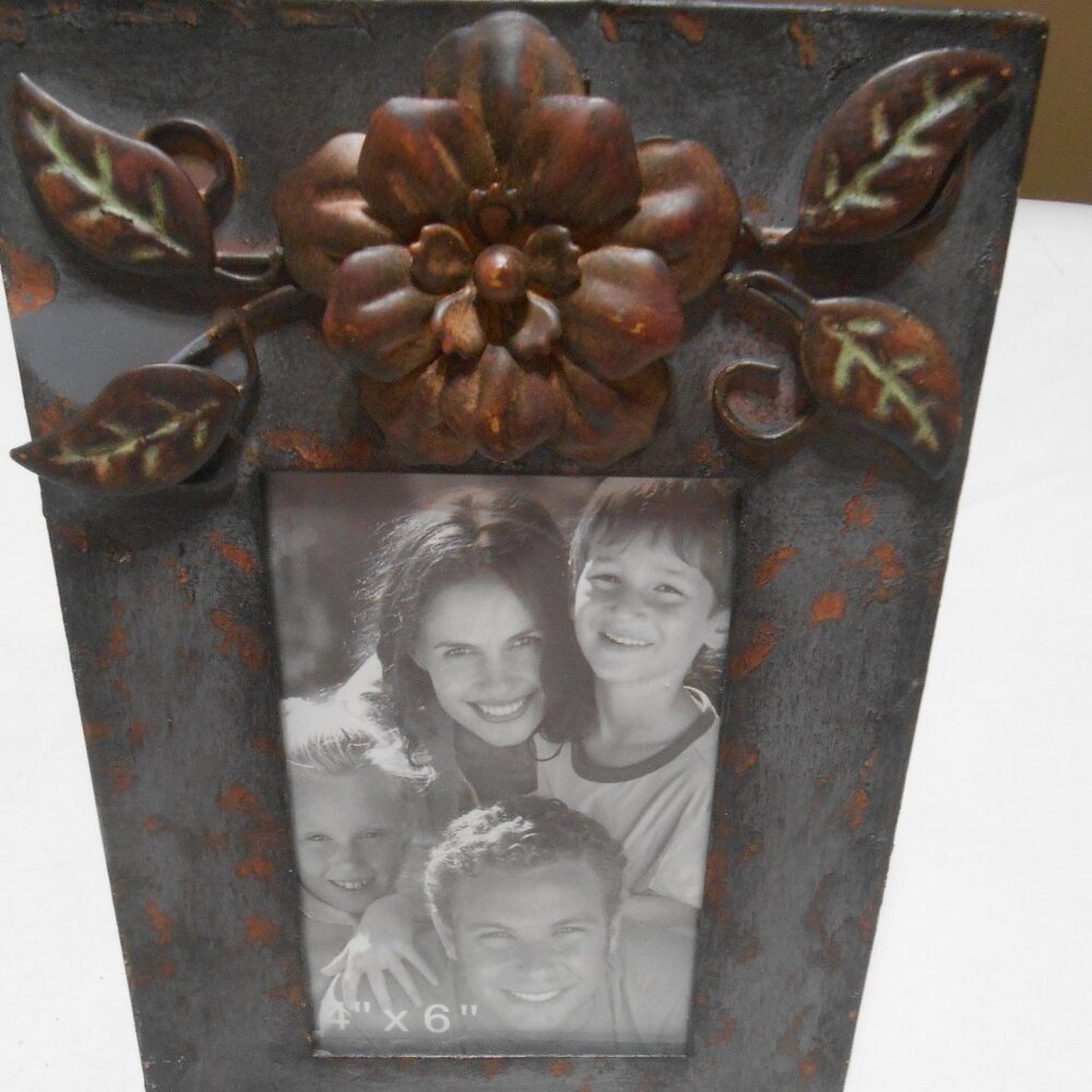 VTG HOLLAND BOONE POLISHED PEWTER LEAD FREE PICTURE FRAME HOLDS 4X6" PHOTO GLASS
